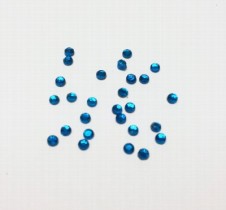 Клеевые стразы круглые с гранями RS SS16 т.голубой (capri blue) 144 шт.