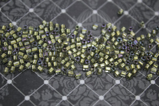 Бисер Япония 11/0 TRIANGLE 5 г 0262